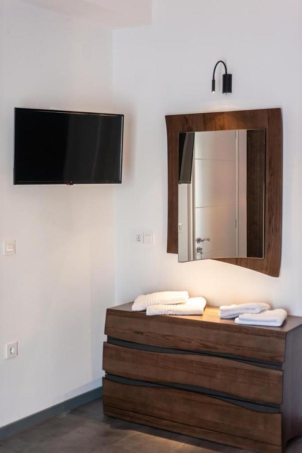 פלטאריה Ioulia'S Apartments מראה חיצוני תמונה