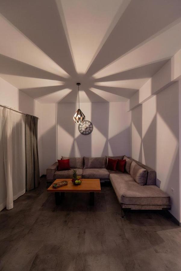 פלטאריה Ioulia'S Apartments מראה חיצוני תמונה